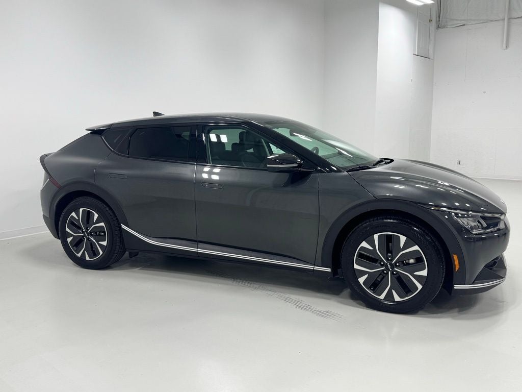 2024 Kia EV6 Light