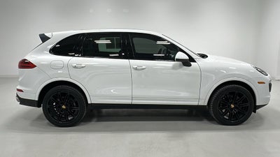 2017 Porsche Cayenne Platinum Edition