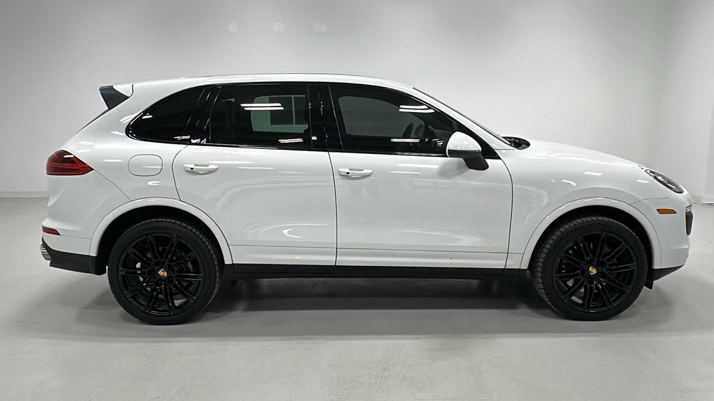 2017 Porsche Cayenne Platinum Edition