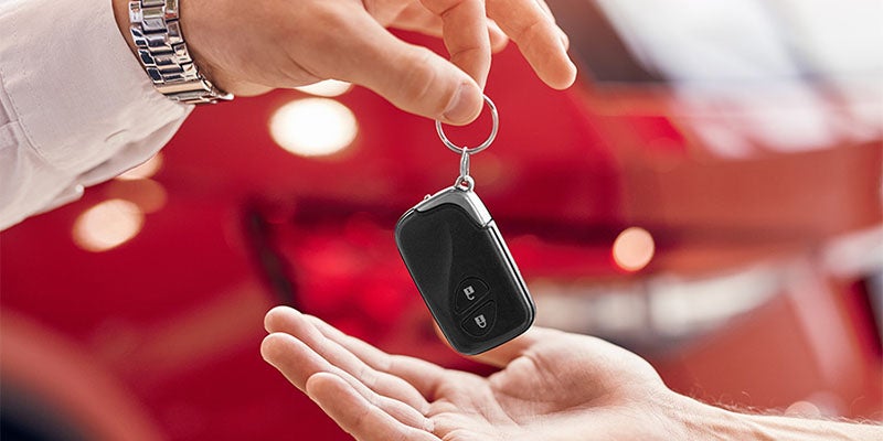 Bentley Hyundai in Huntsville AL customer getting keys to their newly financed car